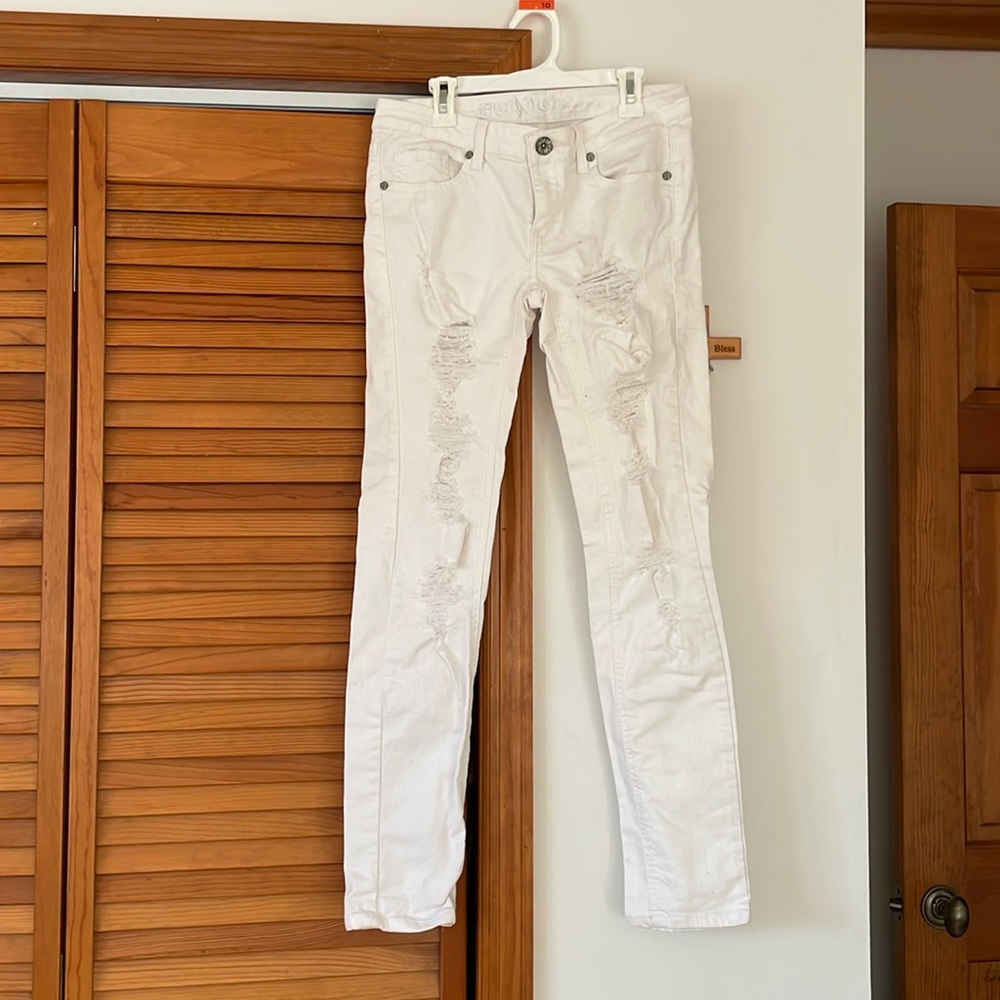 White machine size 9 ripped jeans
